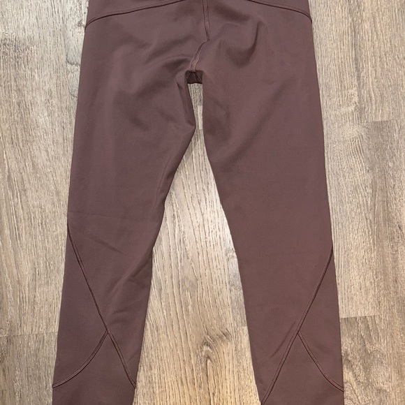 Lululemon In Movement 7/8 Tight Everlux 25” - Picture 4 of 4